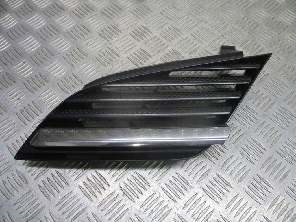 фото №1, Решётка радиатора решётка радиатора решётка бампера левая primera p12