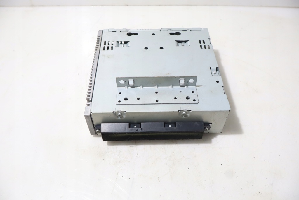 фото №2, Радіо volvo v50