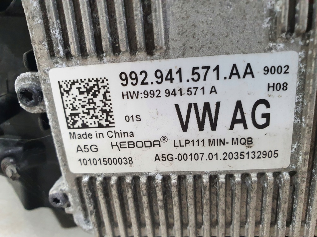 фото №13, Skoda superb 3 iii 19- лампа full led правый перед