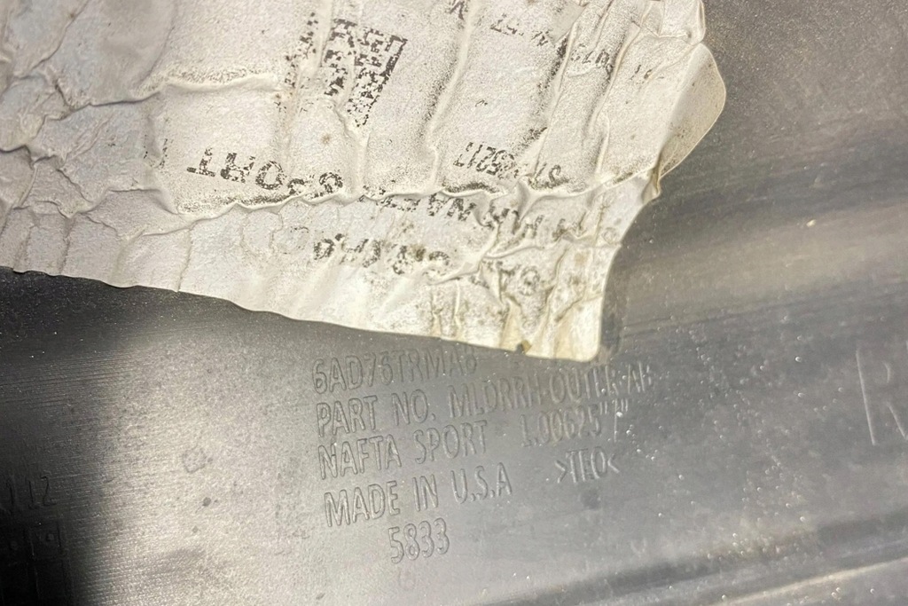 фото №12, Накладка заднього крила jeep wrangler iii jk 6ad76trmab 3.6l бензиновий