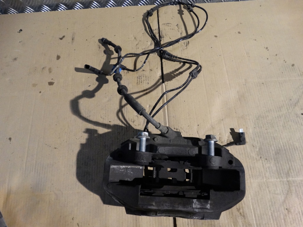 фото №3, Ideal суппорт тормозной правый перед mercedes w205 1