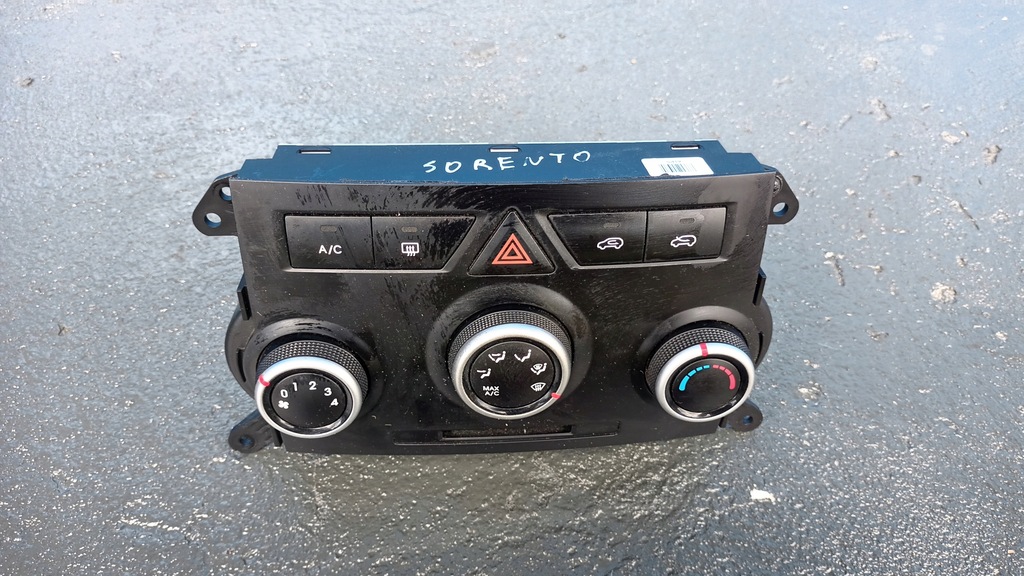 фото №1, Kia sorento ii панель кондиціонера 97250-2p130