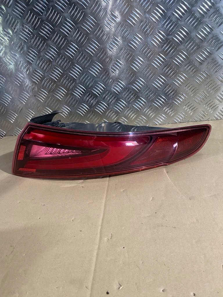 фото №2, Alfa romeo giulia лампа задня задня права