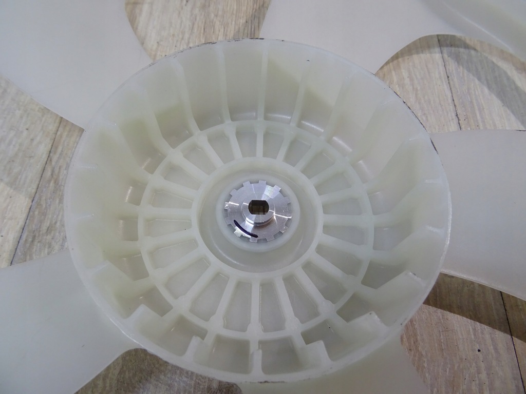 фото №6, Лопать вентилятора 5 пелюстки 1-110 denso toyota