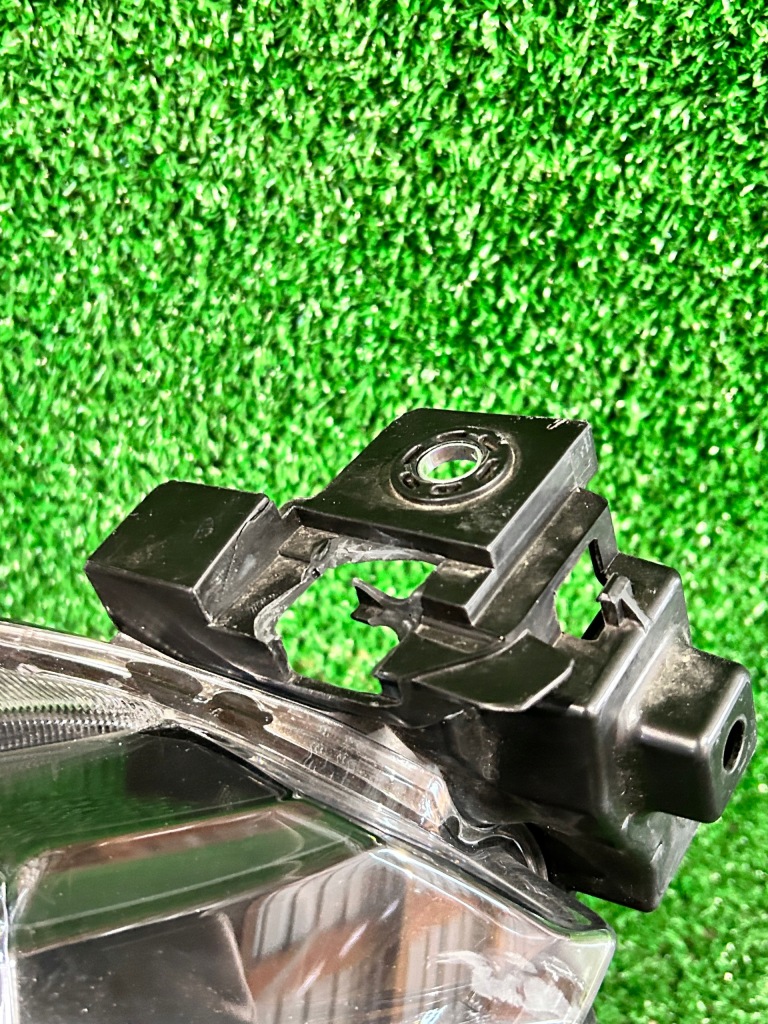 фото №2, Фара правий mazda 2 lift full led 20-