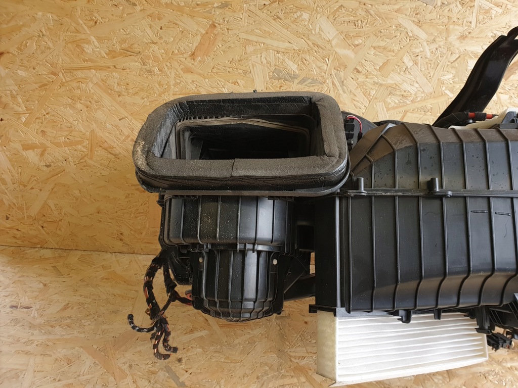 фото №10, Porsche macan 95b каркас обігрівач комплект 8t1820005s