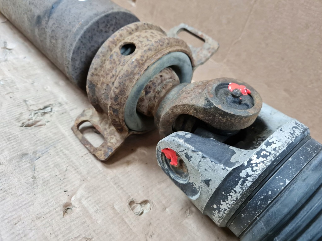 2013 toyota tundra 2 wał привідний Ціна