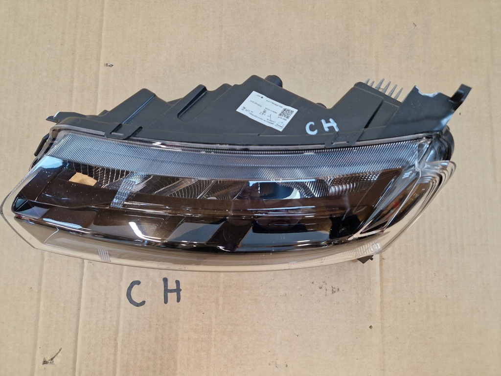 фото №8, Dacia spring лампа передня перед протитуманна фара ліва права сторона 266052417r