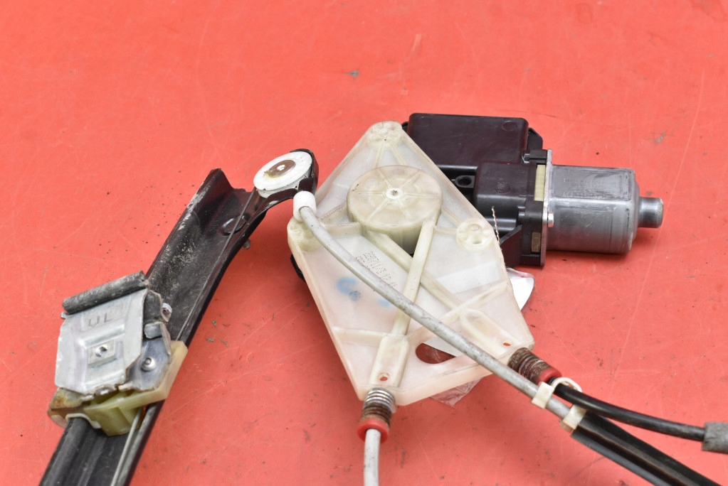 фото №9, Підйомник скло лівий перед eu 6r0959801ab vw polo 5 v 6r 09-15