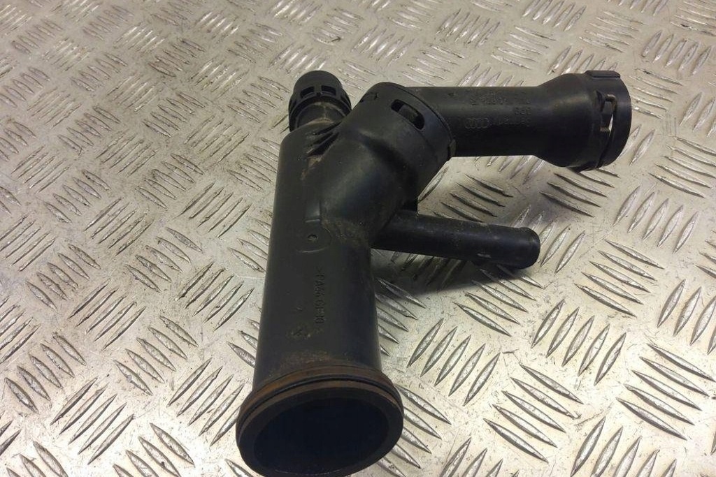 фото №8, Труба охлаждение audi 04l121026r 1.97l дизель 2017