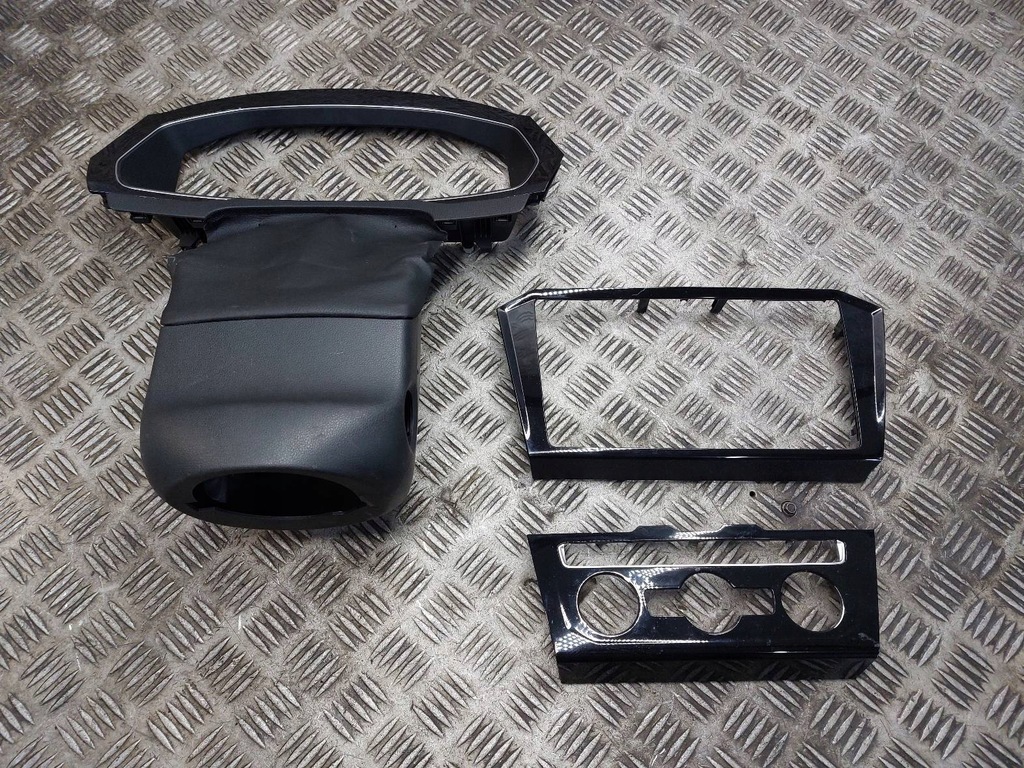 фото №1, Рамка спідометра + рамка радіо + рамка панель volkswagen passat b8 lift