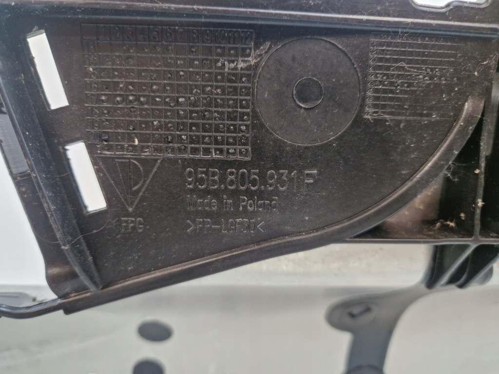 Porsche macan ремень передний перед усилитель панель фары 2.0 3.0 оригинал  95b805931f Киев