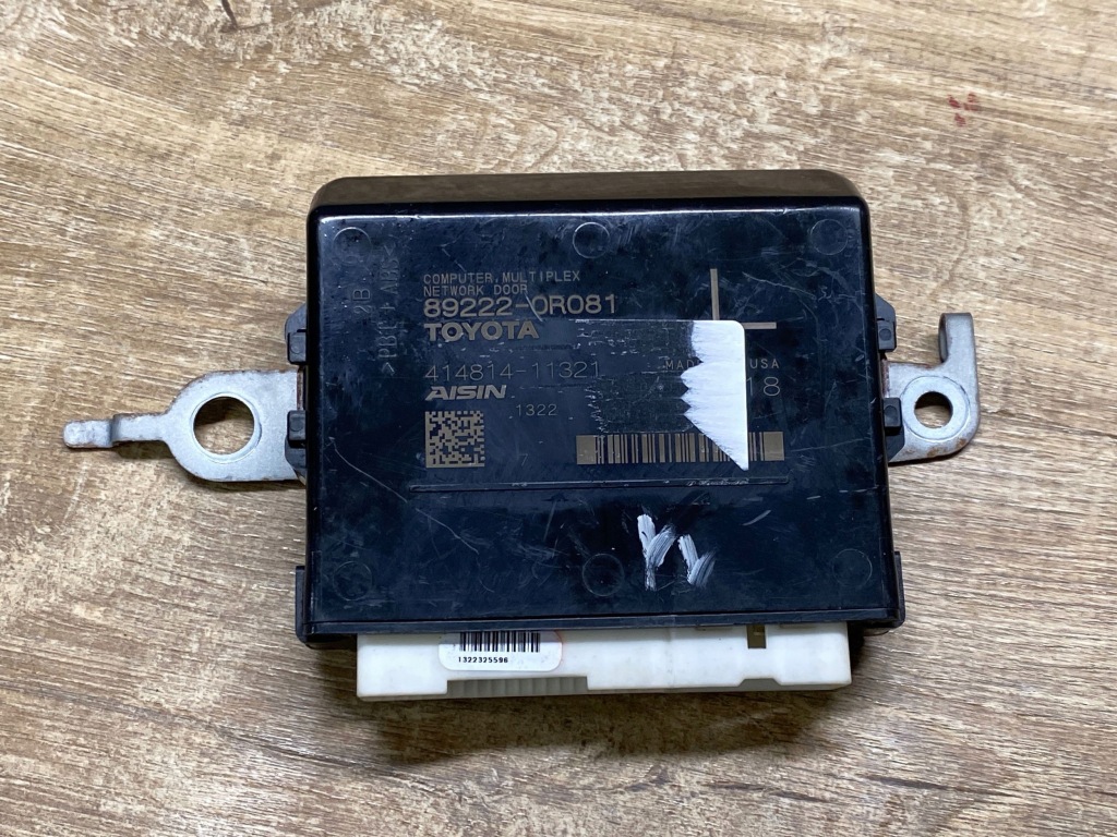 Купить Toyota rav 4 модуль управление двери sieciowymi 892220r081