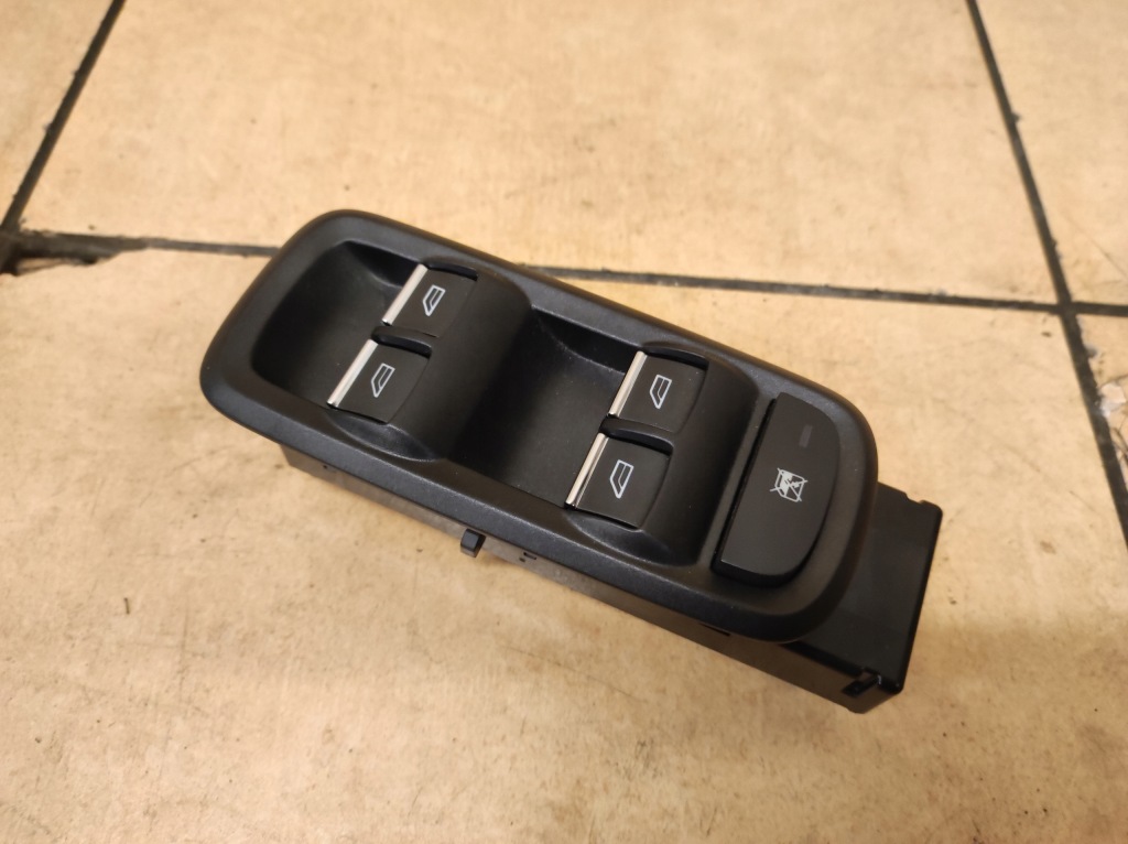 фото №1, Панель переключатель окон ecosport