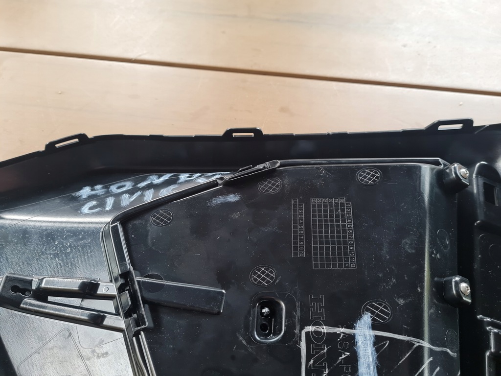 фото №8, Решётка бампера правый задняя honda civic x 71503-tgg