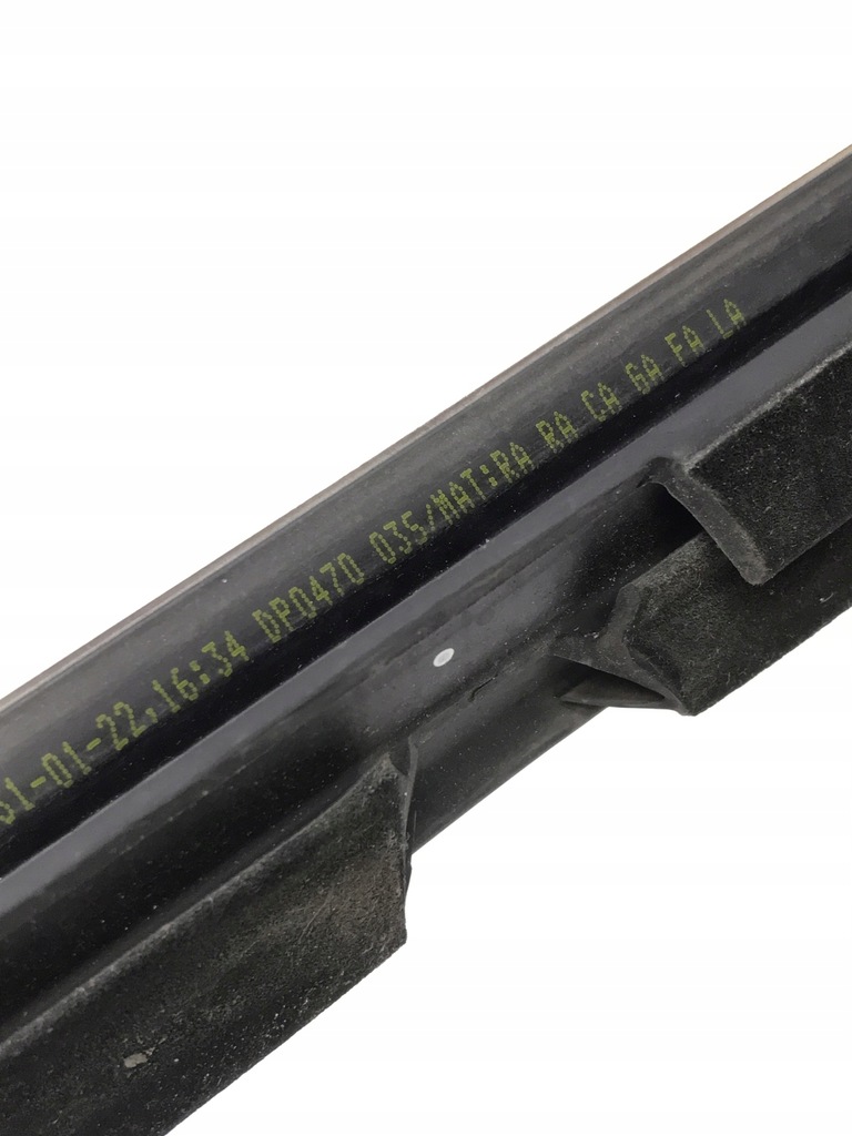 фото №10, Молдинг дверь уплотнитель задняя mercedes v295 eqs