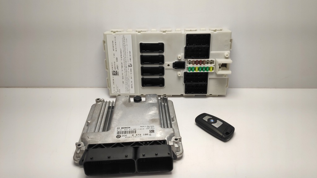 фото №1, Bmw x5 f15 набір стартовий ключ бортовий комп'ютер