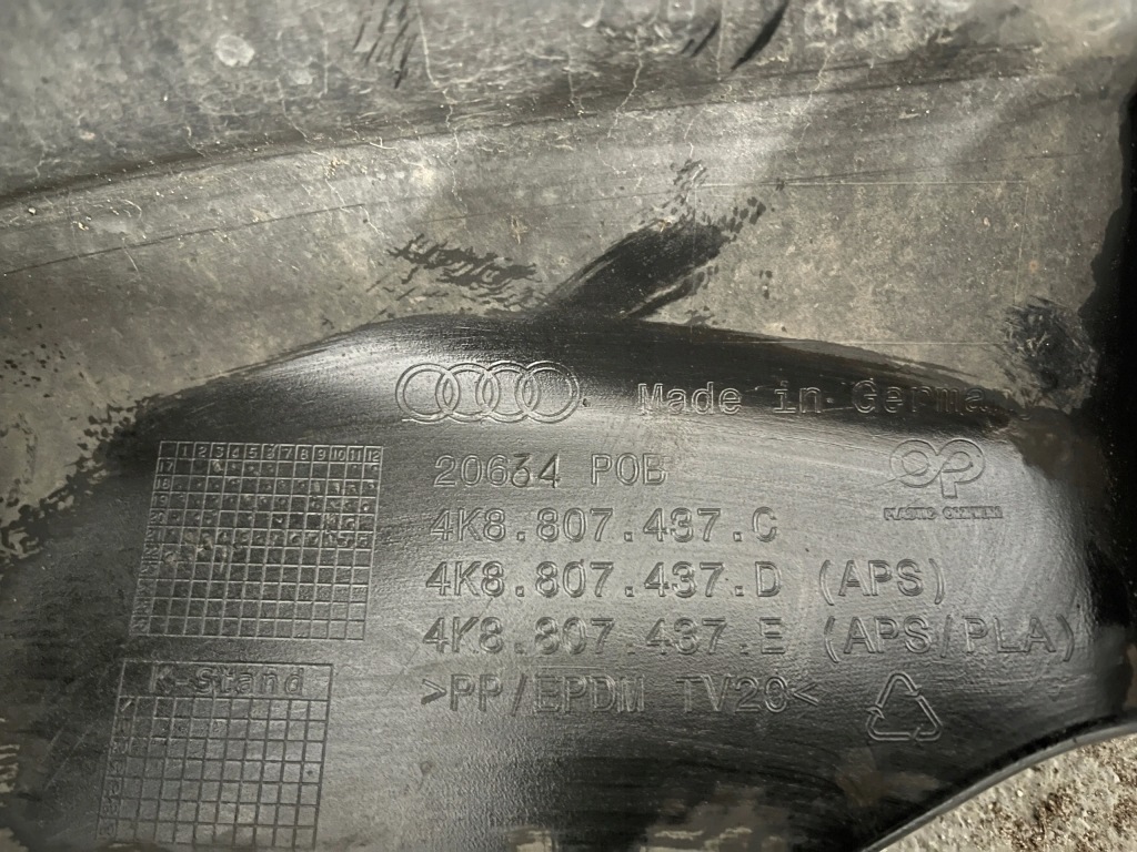 Бампер перед передній audi a7 c8 4k8 s-line решітка радіатора pdc оригінал Зі Шроту