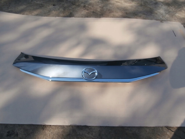 фото №1, Молдинг крышки задний mazda 6