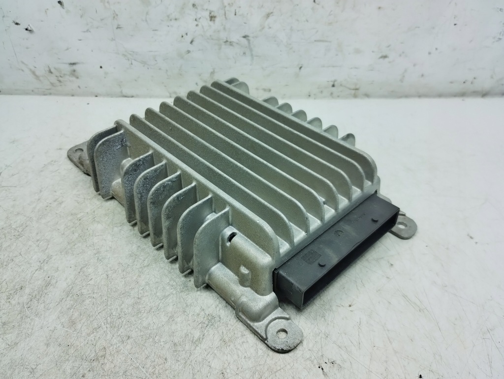 фото №2, Alfa romeo gt усилитель радио 00606833250