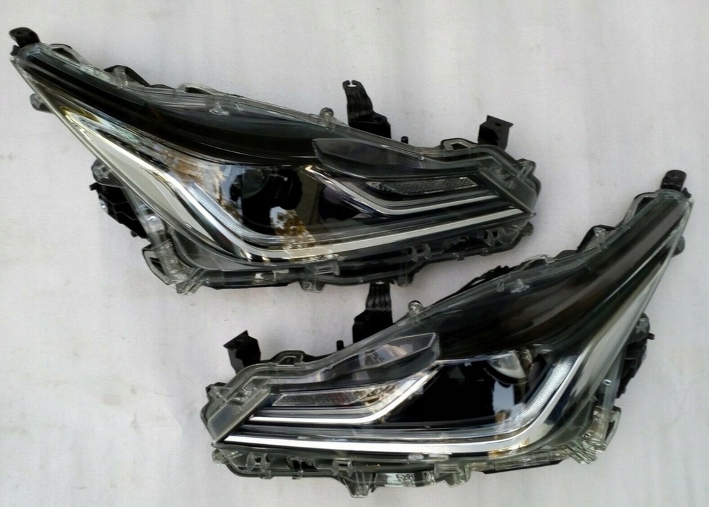 фото №1, Toyota corolla 18- фара лампа передня pr