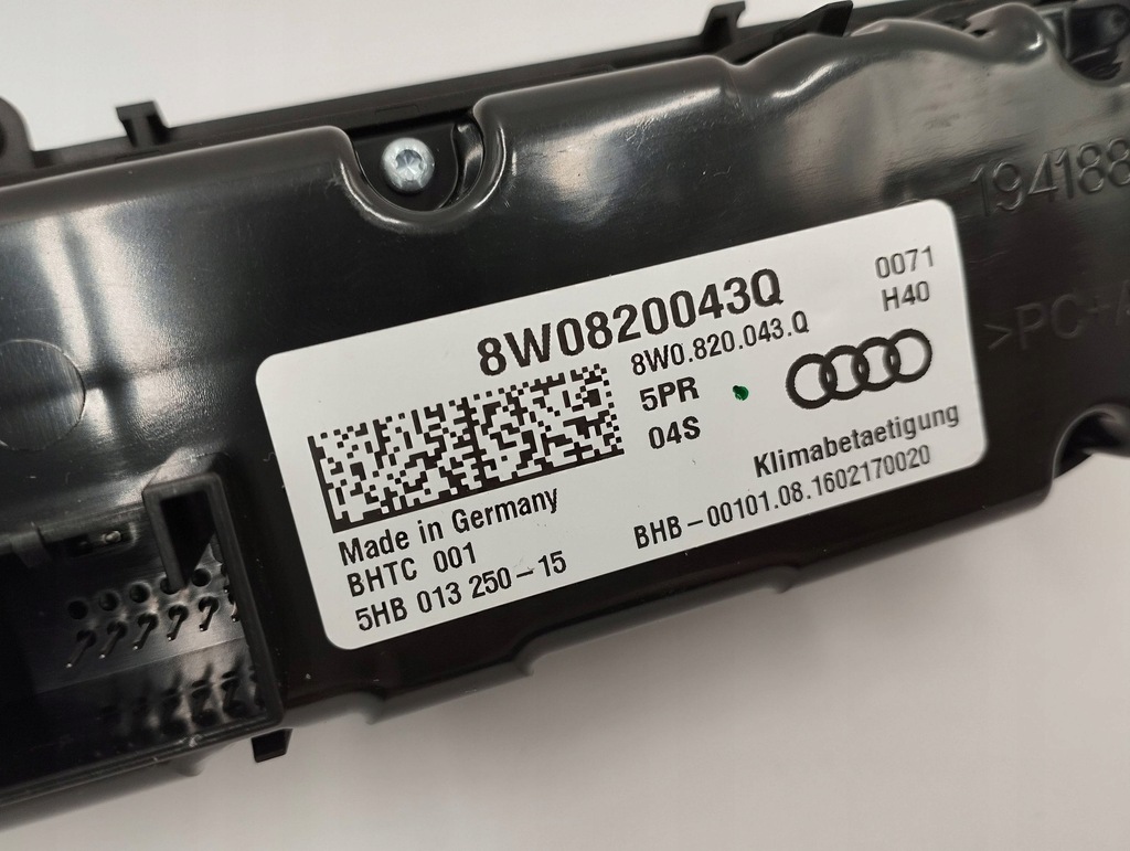 фото №10, Audi a4 s4 b9 панель кондиционера 8w0820043q