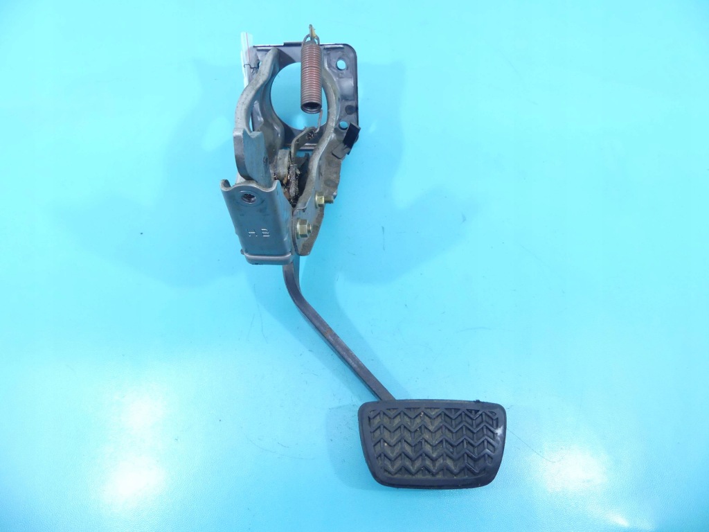 фото №1, Педаль тормоза land cruiser 120 3.0 d4d автоматическая коробка передач