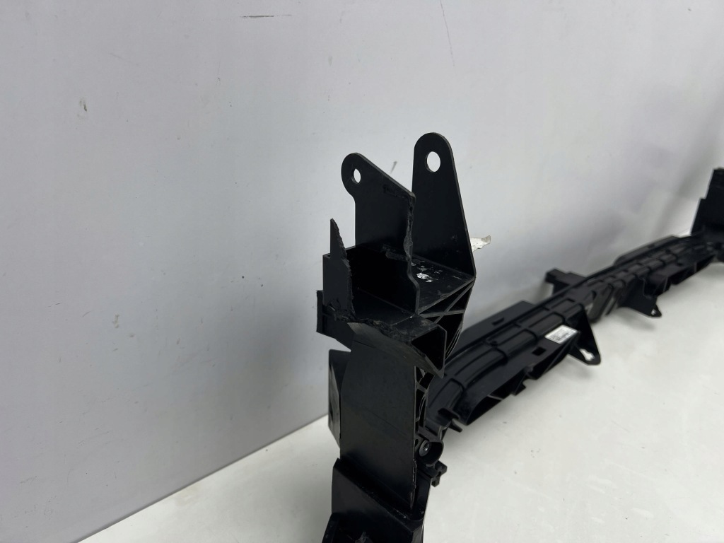 Mercedes b-klasa w247 ремень передний усилитель передний перед оригинал 2018- Киев