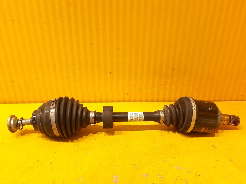 фото №1, Bmw x1 f48 2.0d привідний вал перед ліва 8482645