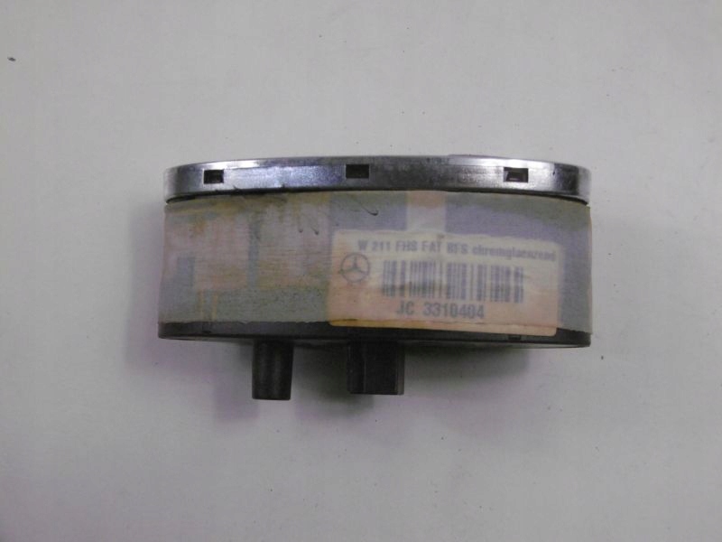 фото №9, Панель вікон mercedes-benz оригінальний номер a2118211351