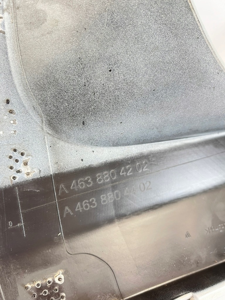 Панель фары защита правой лампы рамка решётка радиатора mercedes w463 2018r рестайлинг  g-klasa Доставка