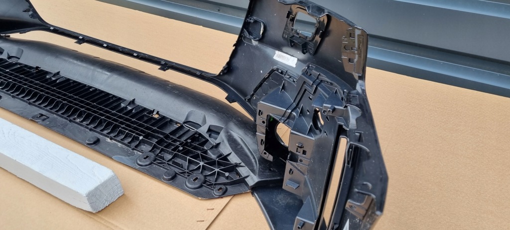 Audi a4 b9 s-line рестайлінг  бампер перед оригінал c219 в Україні