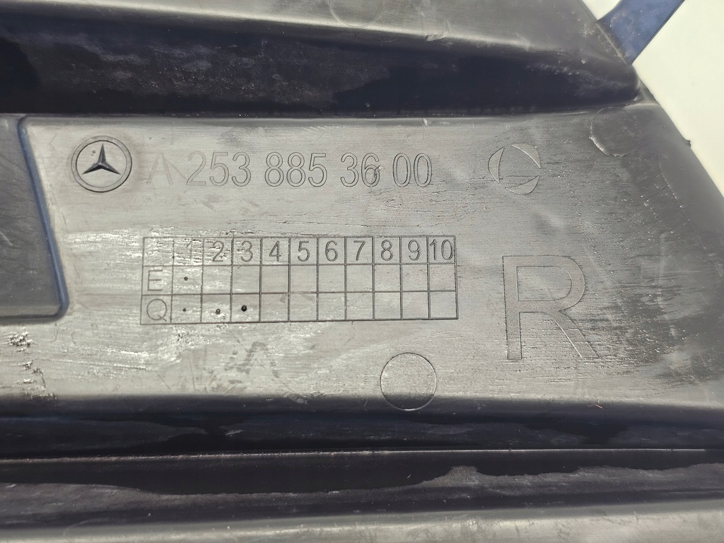фото №13, Решётка бампера правая mercedes glc 253 w253 x253 amg a2538853600 15-22 oryg