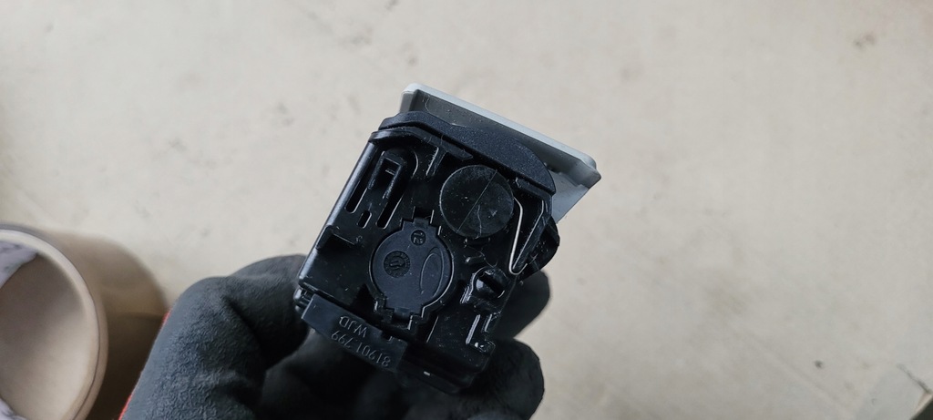 фото №8, S7 4g a7 попільничка ліва лівий задня світла підсвічена