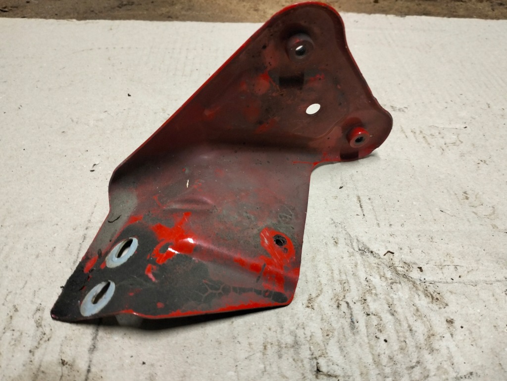 фото №1, Кронштейн крыла правый перед skoda rapid 5ja 5ja821142a