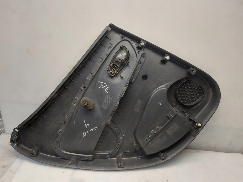 фото №2, Renault clio iv hb обивка дверь задняя правое