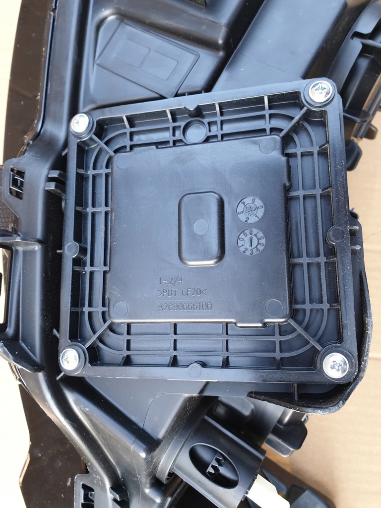 фото №13, Renault renault koleos ii 2 16 2016 h7/led лампа передня перед права