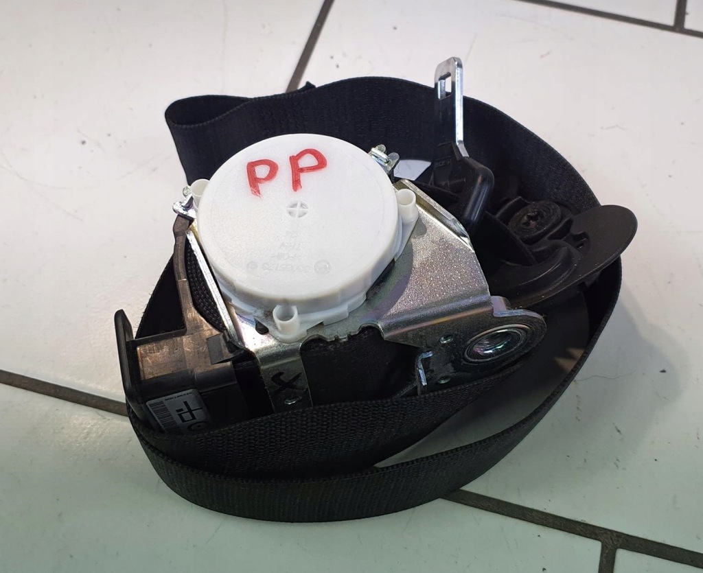 фото №1, Bmw e82 pas безпеки правий перед 34003268d