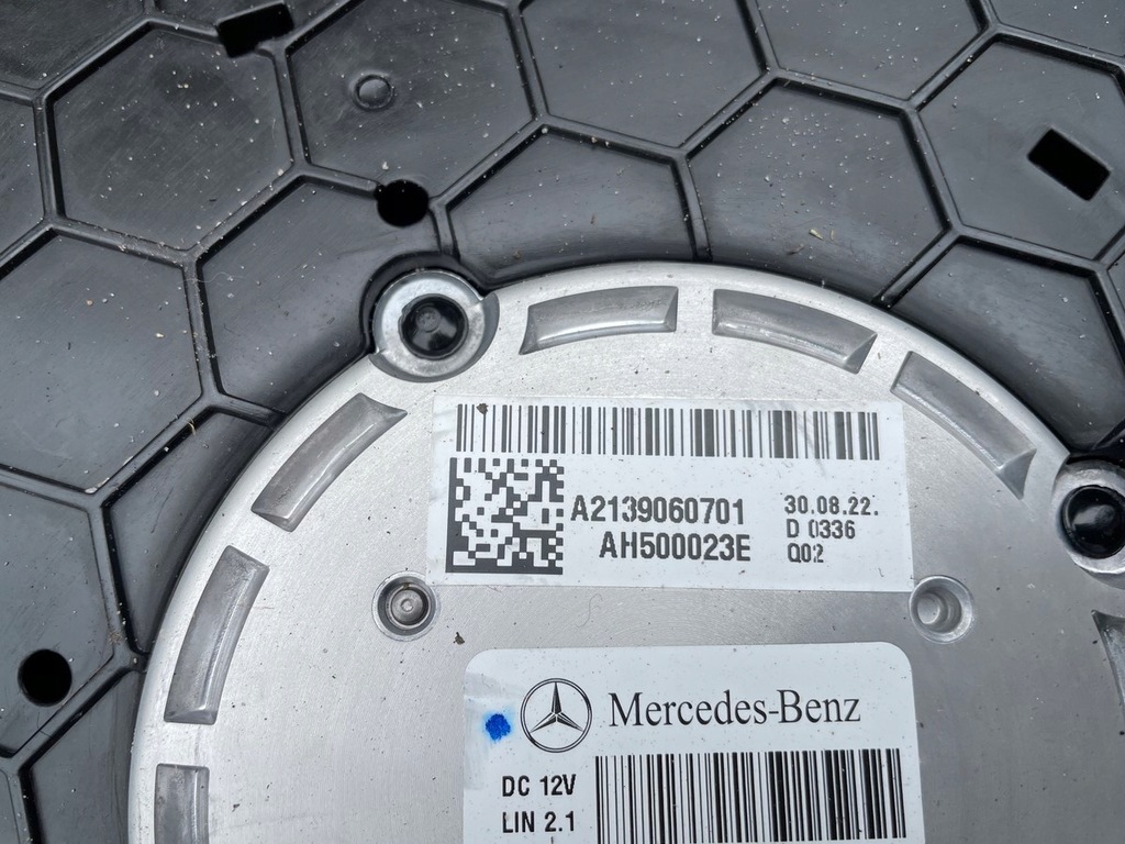 фото №6, Mercedes w213 воздуходувка обдув левая a2139060701 правая a2139060801