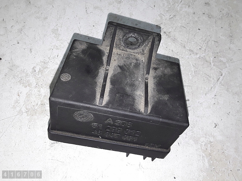 Купити 2003 fiat stilo реле 1900jtd 51299012