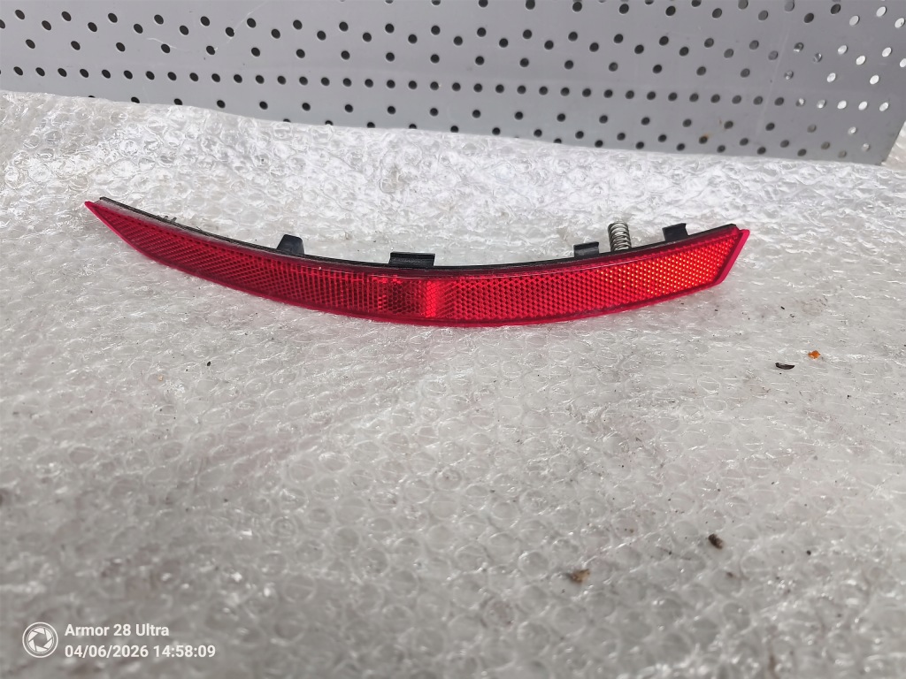 Купити Audi a4 відбивач бампера лівий задній 8w0945105c