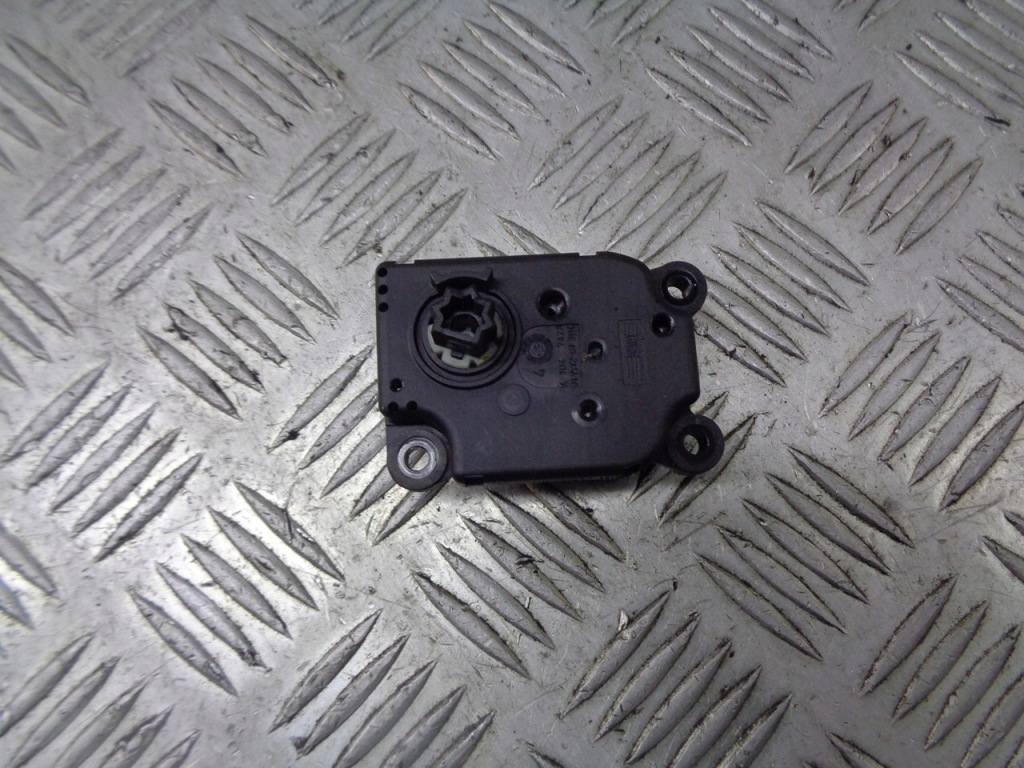 фото №1, Моторчик отопителя fiat croma ii 09180200