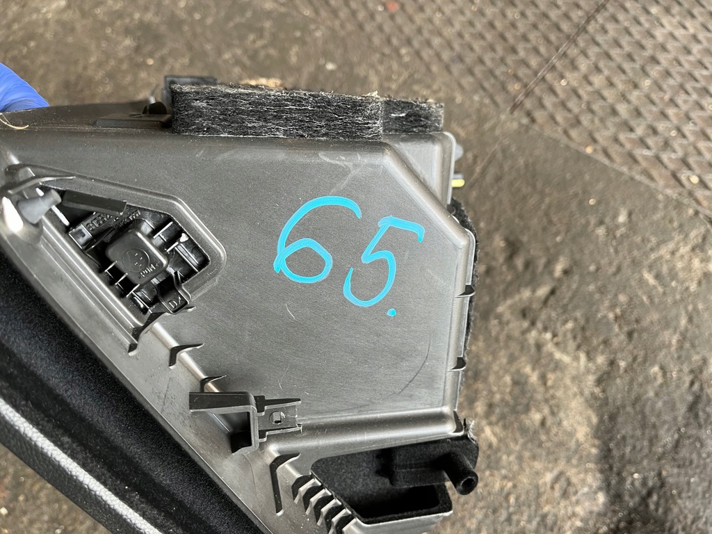 фото №3, 65 alfa romeo stelvio бардачок пассажира