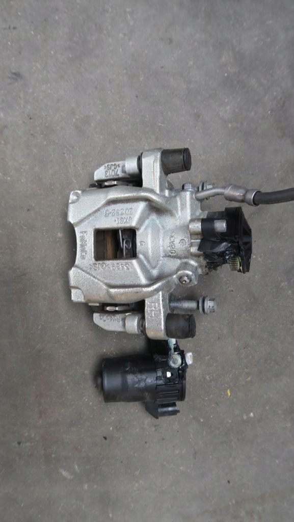 фото №1, Ford mustang mach-e суппорт задняя задний правый