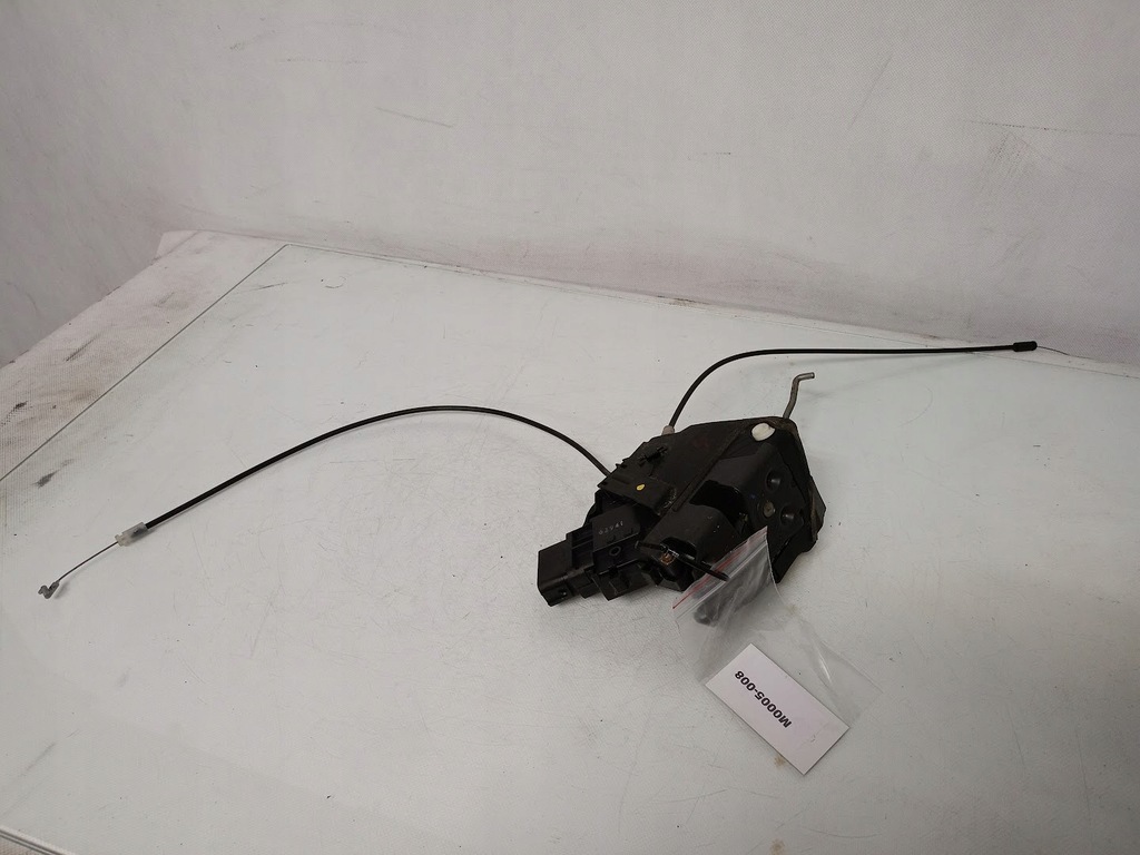 фото №1, Замок двері правий задній mazda 3 bk