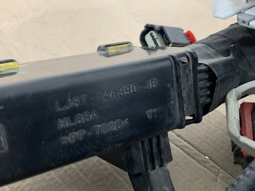 фото №15, Ford mustang mach-e rwd 75.7kwh жгут электропроводка отсек двигателя