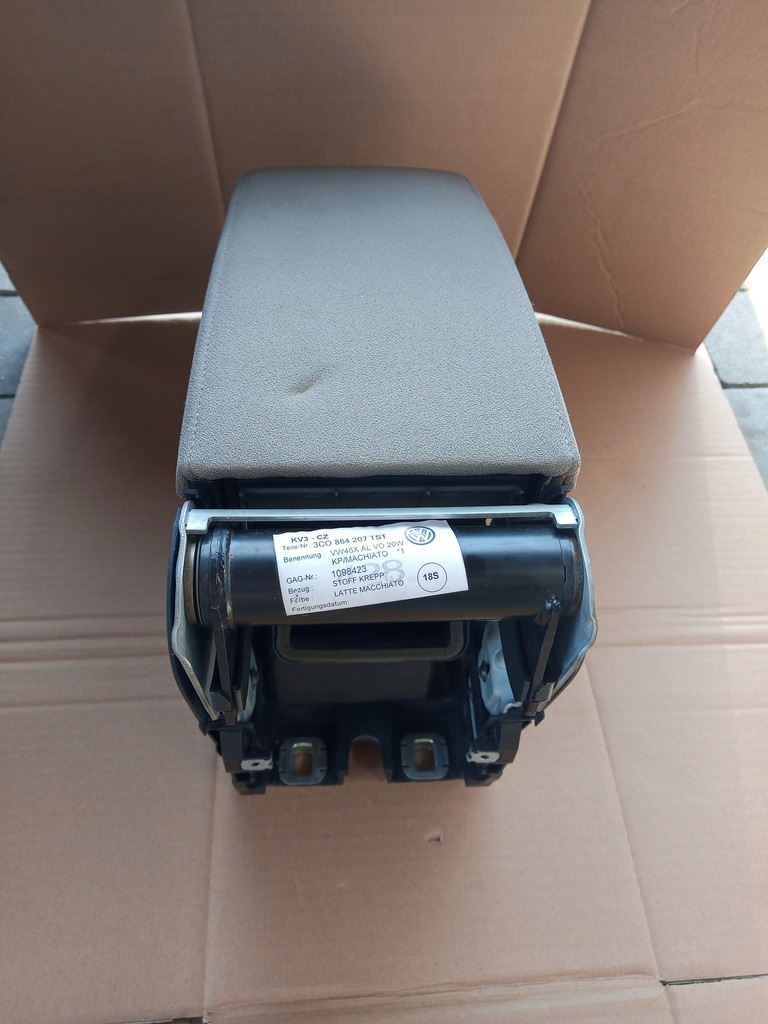 фото №6, Подлокотник volkswagen b6 3c0864207tst