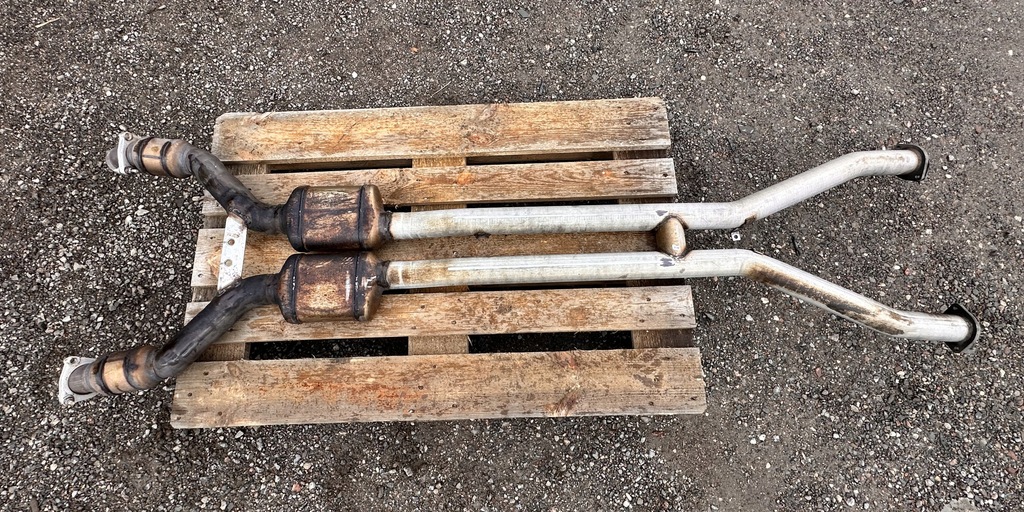 фото №11, Гаситель средний система выпускной труба выхлоп chevrolet corvette c5