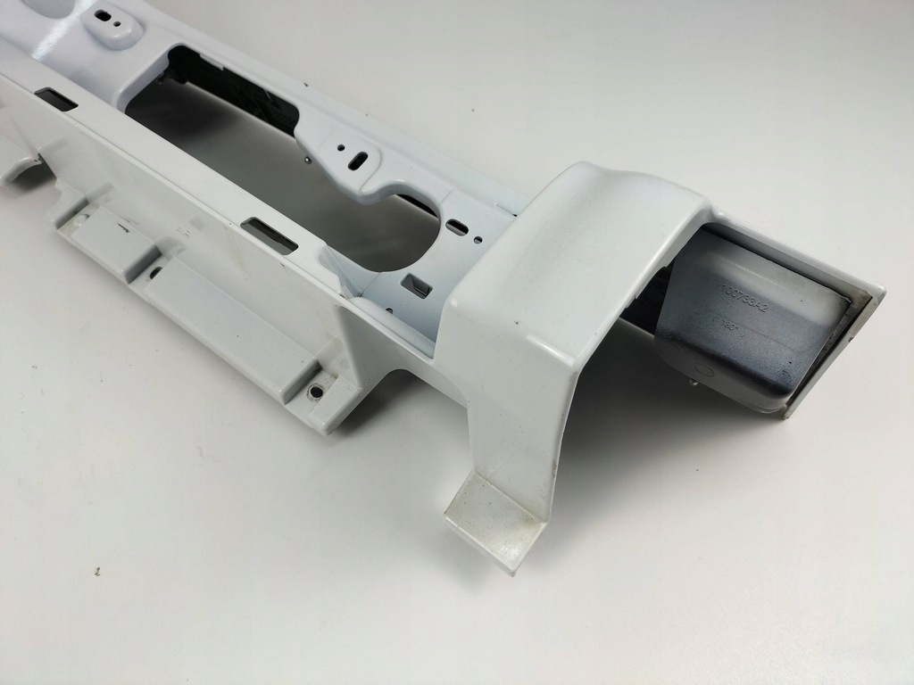 фото №6, Кронштейн лампы уголок лампы opel vivaro trafic iii 100733a2