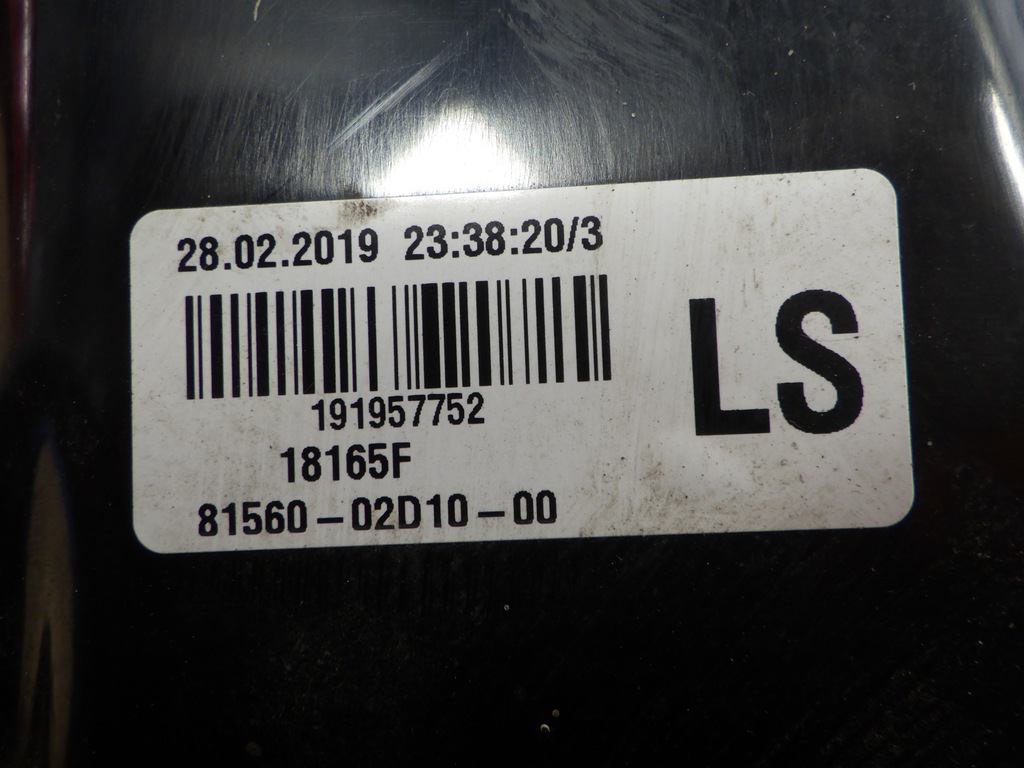 фото №8, Лампа левый задняя toyota corolla 81560-02d11 sedan